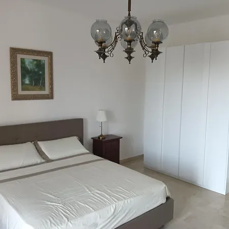 Dimora De' Luna بيت للعطل *